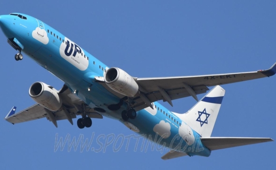 Boeing 737-800 4X-EKT