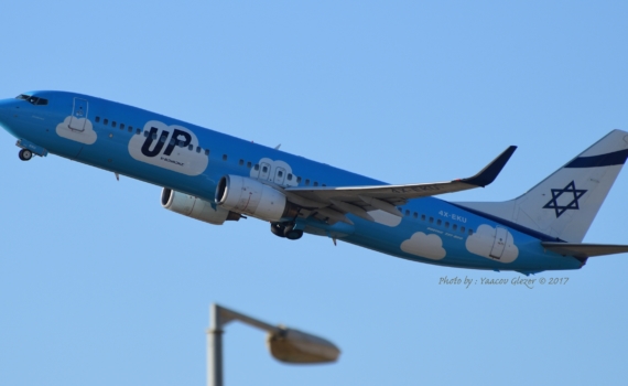 UP B737-800 4X-EKU